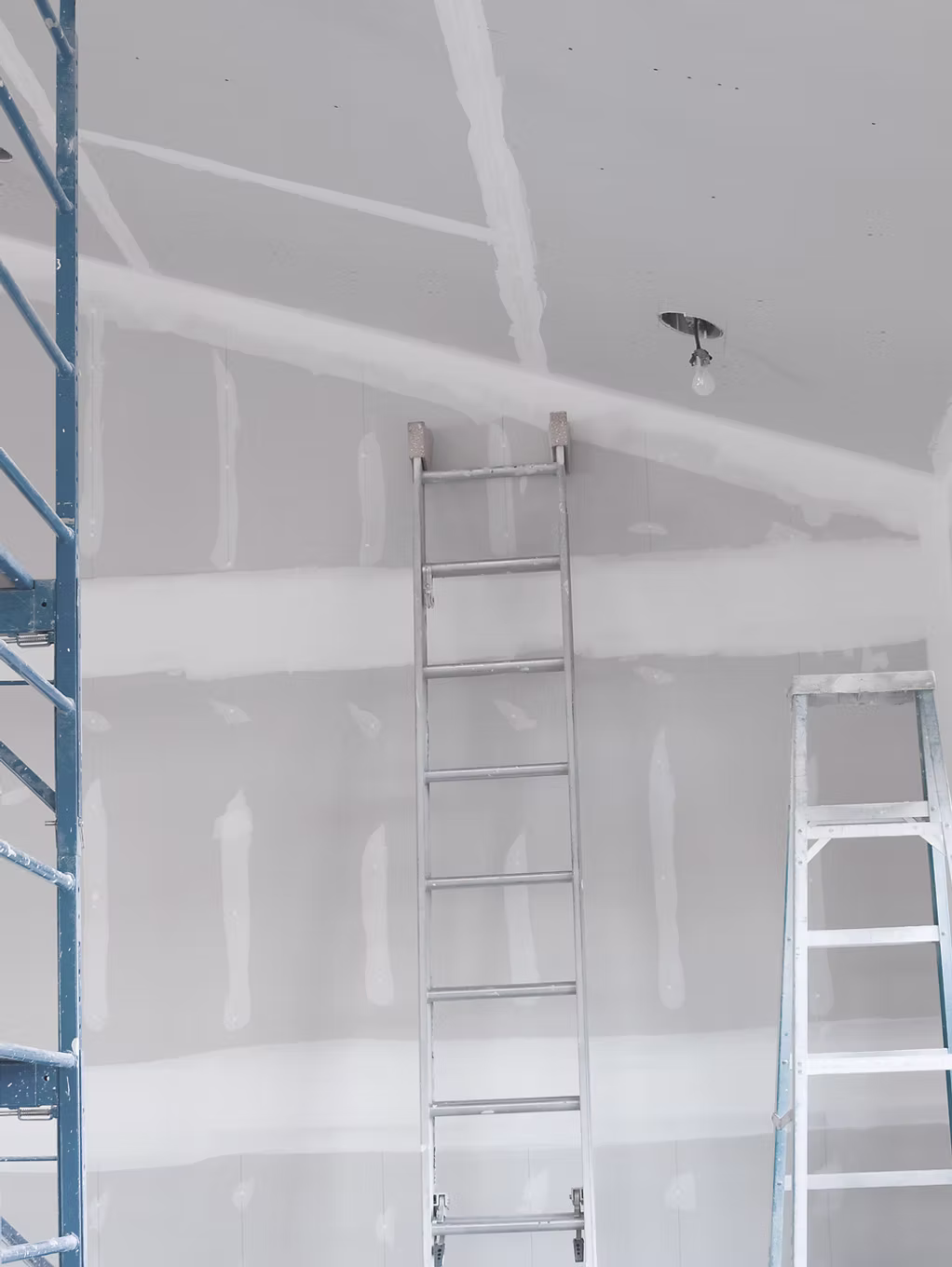 Trabalho de drywall e revestimentos